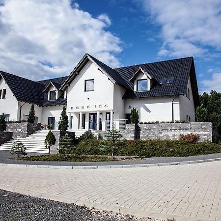 Bed and Breakfast Essenza Party Center Swidnica  Екстер'єр фото